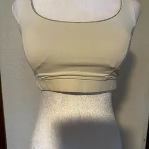 Lululemon Energy Bra Tan Beige 8 Women Crossback Yoga Workout‎ thumbnail 4