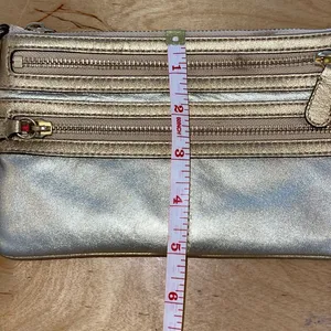 Coach Leather Wristlet Metallic‎ Gold Triple Zippy Pocket thumbnail 9