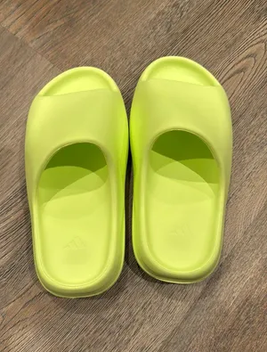 slide glow green (first release) thumbnail 2