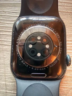 Black Apple Watch Series 8 41mm thumbnail 4