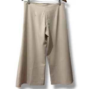 Pretty Girl New York | NWOT USA Beige Wide Leg Cropped Pants (size M) thumbnail 5