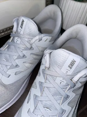 Nike Quest 3 Women’s Running Shoes Sneakers Size 8.5 Platinum / Metallic Silver thumbnail 8