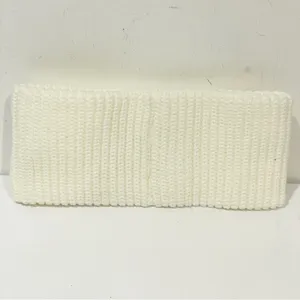 Coach Winter Cable Knit Headband Cream Color with Logo Patch‎ One Size thumbnail 3
