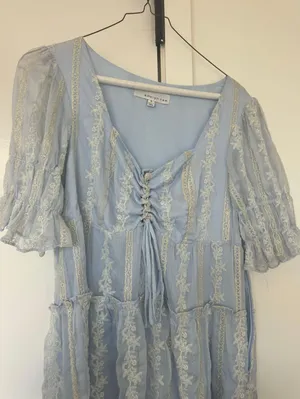 dress thumbnail 3