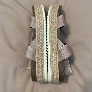Madden girl size 8.5 pink & gold sparkly jute wedge comfy stylish sandals GUC thumbnail 6