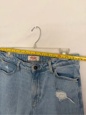 Wrangler Women Light Wash Distressed Mid Rise Loose Straight Sz 6 28x30(A876) thumbnail 4