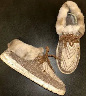 HEY DUDE Women's Size 10 Britt Boho Chevron Fur Lined Boots thumbnail 1
