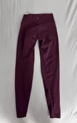Old Navy Burgundy Balance Leggings thumbnail 3