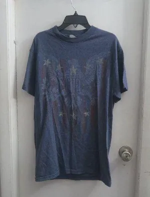 Delta Pro Weight in American U.S.A United States of American eagle graphic t-shirt in blue size medium. thumbnail 1