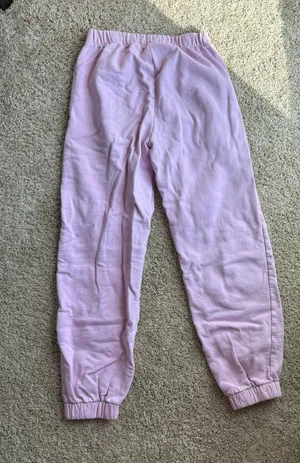 Brandy Melville Sweatpants Light Pink thumbnail 3
