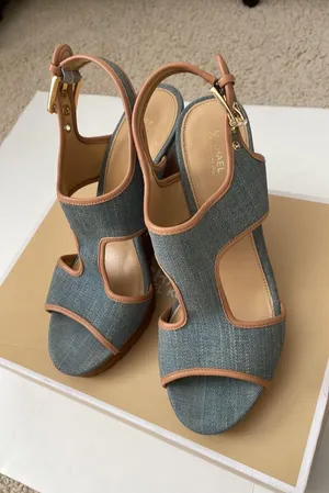 women’s sandals thumbnail 4