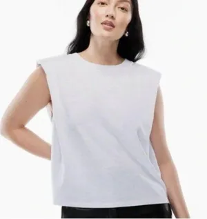 Aritzia Babaton Shoulder Pad Cropped Tank thumbnail 2