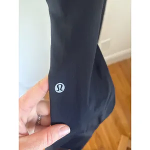 Lululemon Speed Up Tight 25 Black Running‎ Leggings Pockets Reflective Size 6 thumbnail 3