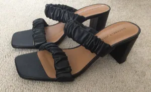 Sincerely Jules “Katie” Black Block Heel Ruched Strap Sandals- Size 8.5 thumbnail 1