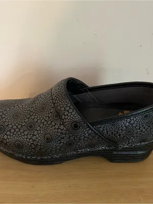 Dansko Professional Women's Black Geometric Leather Slip-On Clogs EU size 38 thumbnail 5