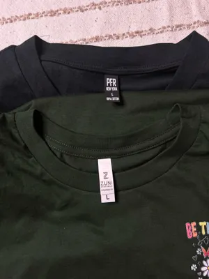Smiley graphic tees Multiple Size L thumbnail 3