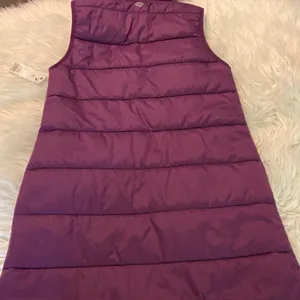 Zelos XS puffy vest brand new with tags long 29” bust 30” with two front pockets thumbnail 8