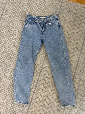 Levi’s Low Pro Straight Jeans thumbnail 1