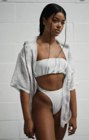 Sisters and Seekers MILK bikini White thumbnail 1