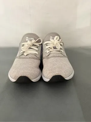 New Balance FuelCore Nergize Gray Mesh Sneakers Womens 7 (B214) thumbnail 2