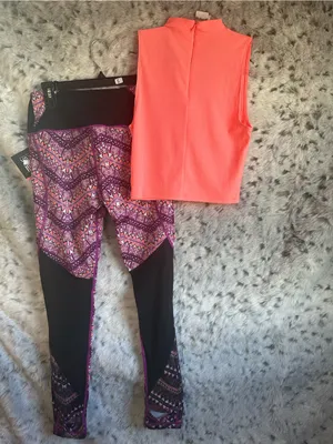 88. Vsx pink 2pc set bundle nwt med thumbnail 3