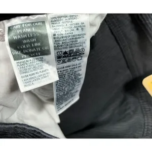 Levi's‎ Women's Corduroy Black Pants 29x30 Casual Straight Winter thumbnail 5