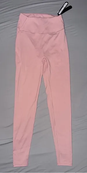 NWT- Nike x SKIMS - Matte High-Waisted 26" Leggings - XS - Himalayan (G13) thumbnail 1