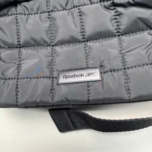 Reebok Trendy Fashionable Lightweight Black Fanny Pack Case Sz 1.6 L NWT thumbnail 3