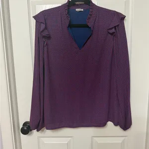 J. Crew V neck ruffle‎ blouse size medium in antique navy geranium thumbnail 2