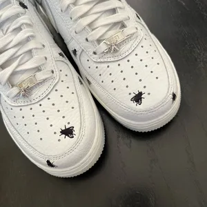 ✔️New✔️NIKE Air Force 1 Low 'Houseflies' thumbnail 4