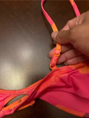 ZARA
Printed  Bikini top thumbnail 7