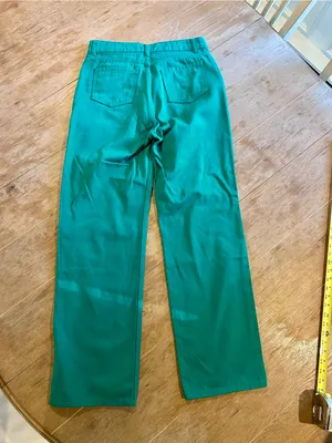 Woman’s Kelly Green Light Denim Pants, size Large thumbnail 2