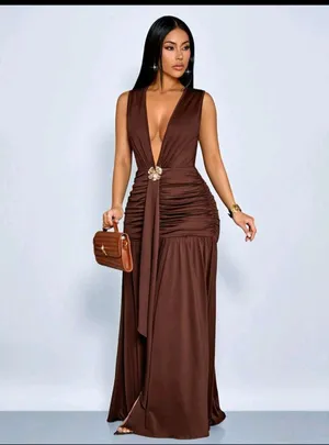 Women’s elegant bodycon maxi dress  thumbnail 3