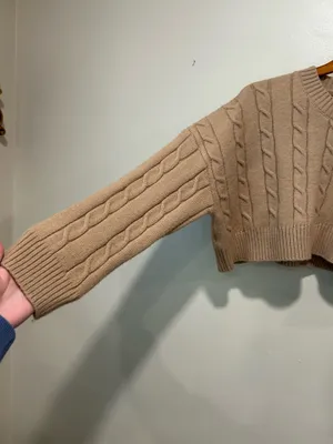 Commence cropped beige cable knit sweater thumbnail 2