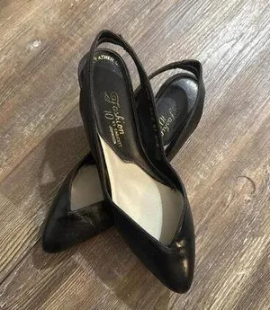 Fashion 10 Endicott Johnson Vintage Leather Pumps Wedge Classic Minimalist Black thumbnail 1
