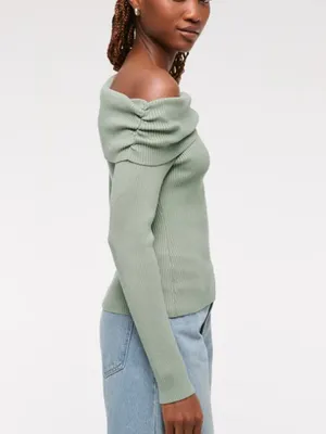 Abercrombie Asymmetrical Twist Top Sweater Green Size Medium thumbnail 3