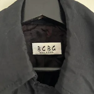 90s Vintage BCBG Max Azria Linen Trench Coat Womens Size Small thumbnail 6