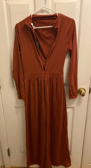 Brand New Halara Women's Size Small Burnt Orange Long Sleeve Dress Midi thumbnail 1