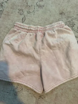 Pink shorts Size M thumbnail 2