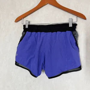 Lululemon Women’s Super Squad Short 2.5” in Iris Flower/Watermark Slate Black 4 thumbnail 7