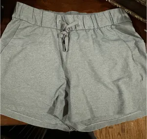 Lululemon Shorts thumbnail 1
