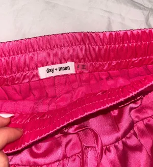 Pants Store Skirt thumbnail 2