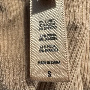 Skims Sienna Soft Lounge Ribbed Long Sleeve Pajama Top Size S Brown Button Up thumbnail 5