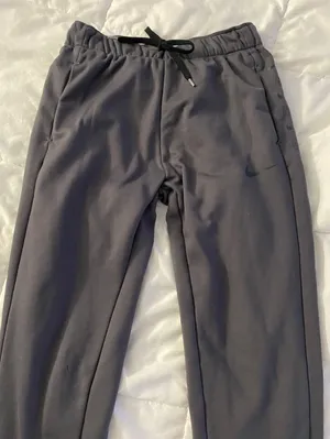 Nike Sweatpants thumbnail 2