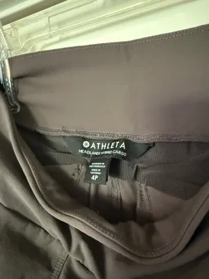 Athleta Women’s Cargo Yoga Pants 4  thumbnail 3