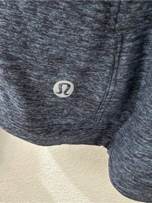 Lululemon Women's Roundful Long Sleeve Shirt Size 6 thumbnail 8