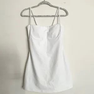 Alo Yoga Airbrush Streamlined Dress White/White M thumbnail 2