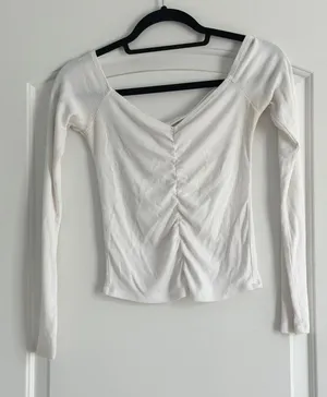 Hollister White Ruched V-Neck Long Sleeve Top thumbnail 1
