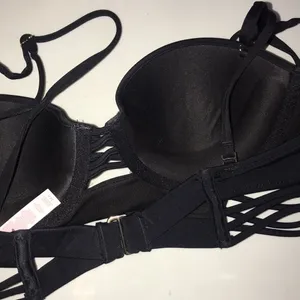 Victorias Secret Bikini Top 34A thumbnail 1