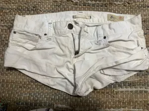 Whites Jean shorts thumbnail 1